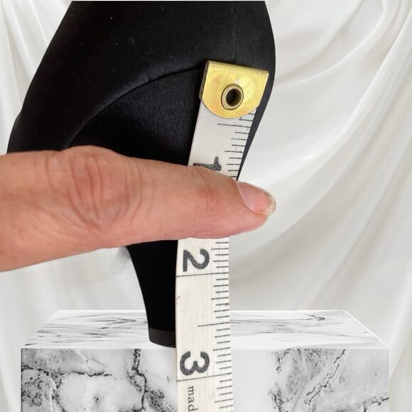 Ferragamo Black Silk Satin Pumps Heels Evening Shoes Italy Vintage 80s 9 B Women - Picture 15 of 16